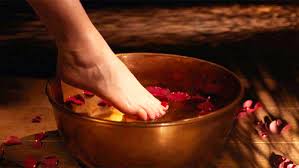 Manicure pedicure