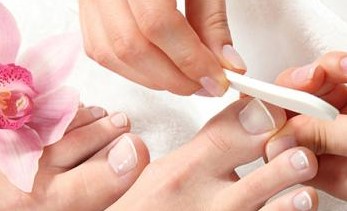 Manicure pedicure